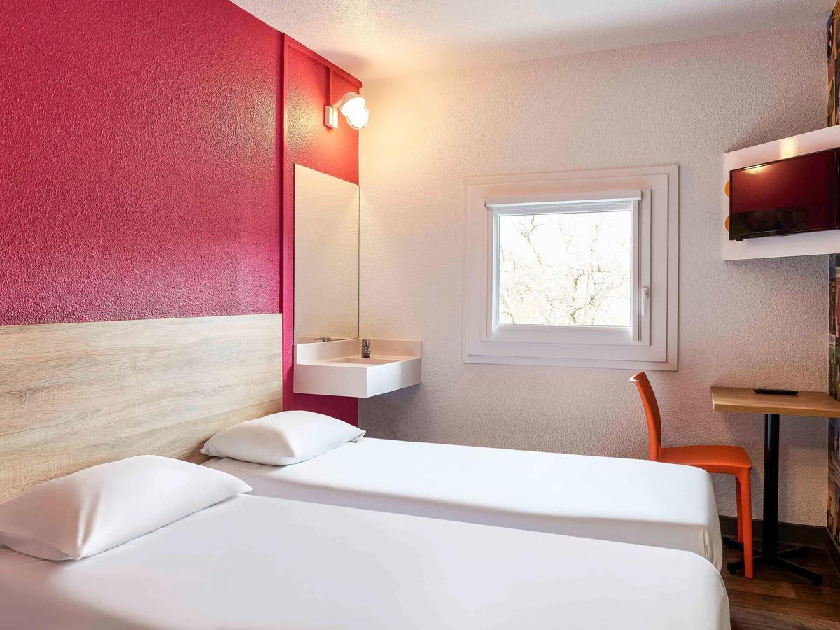 Hotel Hotelf1 Est 3*
